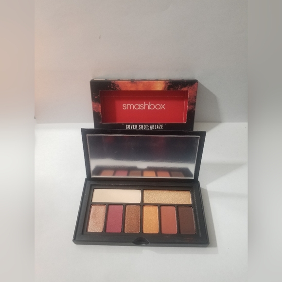 SMASHBOX COLOR PALETTE! - Picture 3 of 5